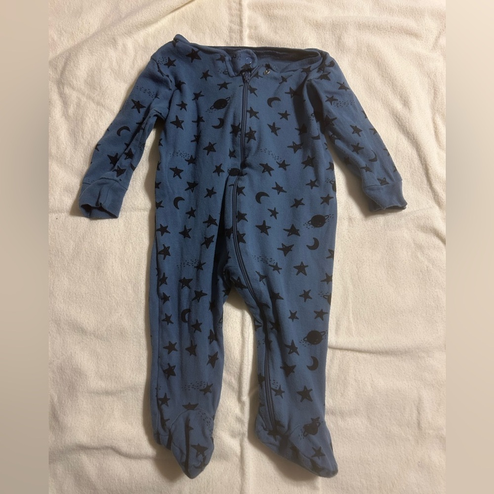 Source‎ Unknown Blue and Black Footies One Piece